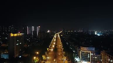 大气航拍城市夜景灯火通明的道路视频的预览图